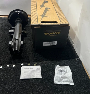 Monroe 72712 Strut Front Passenger Right Side Hand for Kia Sorento Santa Fe - Image 1 of 4