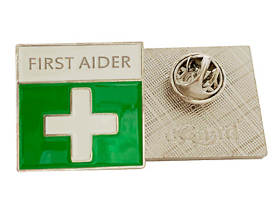 First Aid / Aider Badge Metal Enamel Green Locking Pin Medical First Aid Event • 2.49£