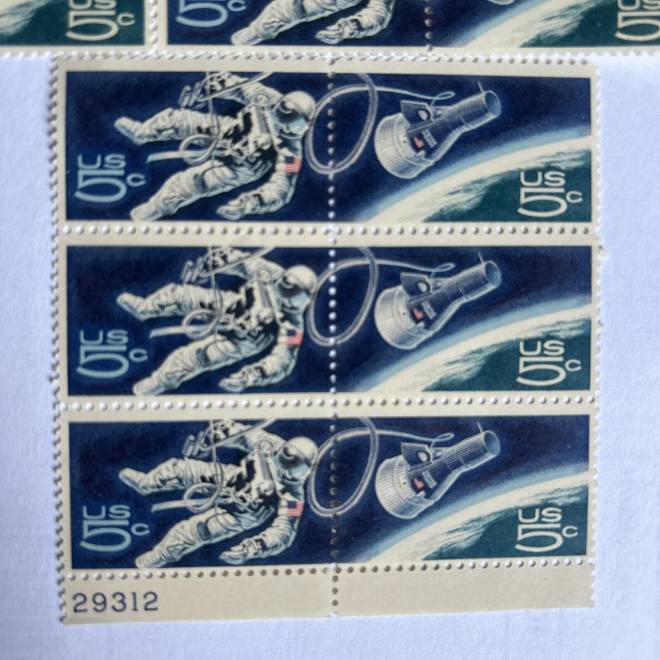 US Postage Astronaut outer Space  5Cents  Block Stamps Unused NASA Set Rare NOS - Image 1 of 4