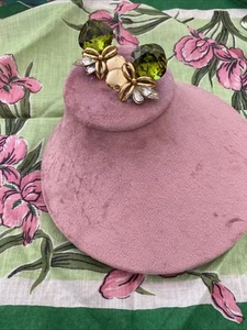 VTG.OLIVINE FOILBACK CHATON RHINESTONE GOLD COLOR HARDWARE CLUSTER CLIP EARRINGS - Picture 1 of 24