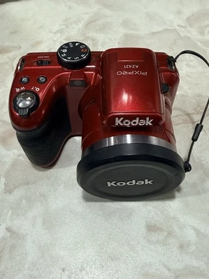 Kodak PIXPRO AZ421 Digital Camera RED 42x Zoom 16 MP  Good Condition Used - Image 1 of 4