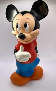 Vintage 1970 Mickey Mouse Coin Bank - 11” Tall - GREAT CONDITION - Foto 1 di 7