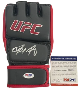 RONDA ROUSEY SIGNED UFC MMA OFFICIAL GLOVE PROOF AUTHENTIC AUTOGRAPH PSA COA I - Picture 1 of 2