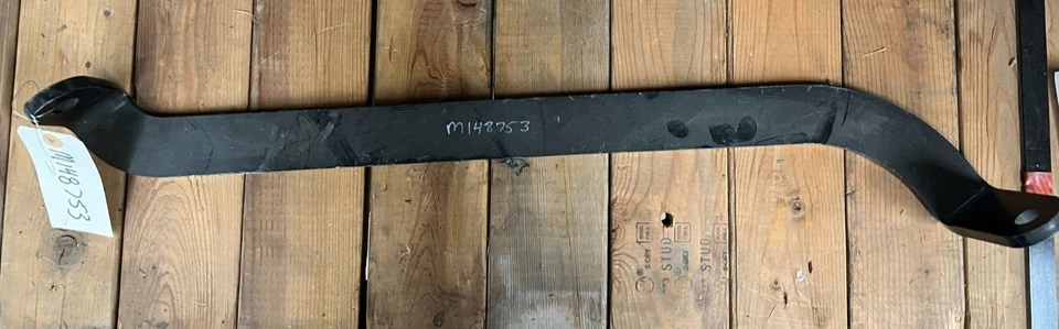 Brazo elevador John Deere parte #: M148753 Foto 1 de 2