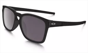 Oakley Latch SQ Polarized Sunglass From Stylish anglers Japan - Picture 1 of 3