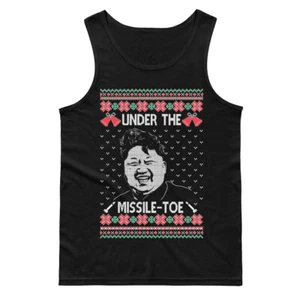 🔥 Camiseta sin mangas Under The Missiletoe para hombre divertida vacaciones de Navidad Kim Jong Santa - Imagen 1 de 3