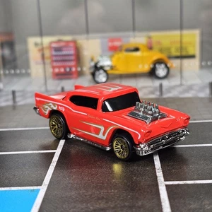 1999 Hot Wheels Red 1957 Chevy 2-Door Hardtop Collector #1077 57 Bel Air 1/64  - Picture 1 of 7