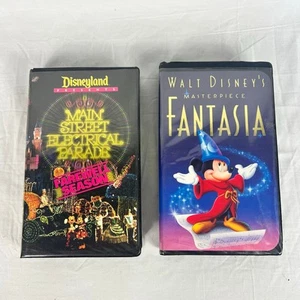Disney VHS Lot Fantasia Masterpiece Main St Electrical Parade Farewell Season - Foto 1 di 5