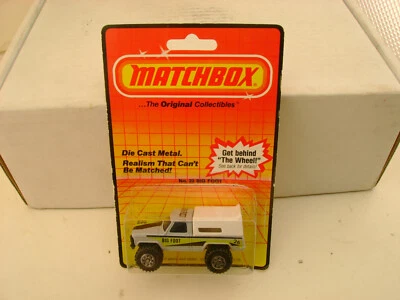1983 MATCHBOX SUPERFAST #22 MINI BIG FOOT PICKUP WITH A BLACK BASE NEW ON CARD - Image 1 of 3