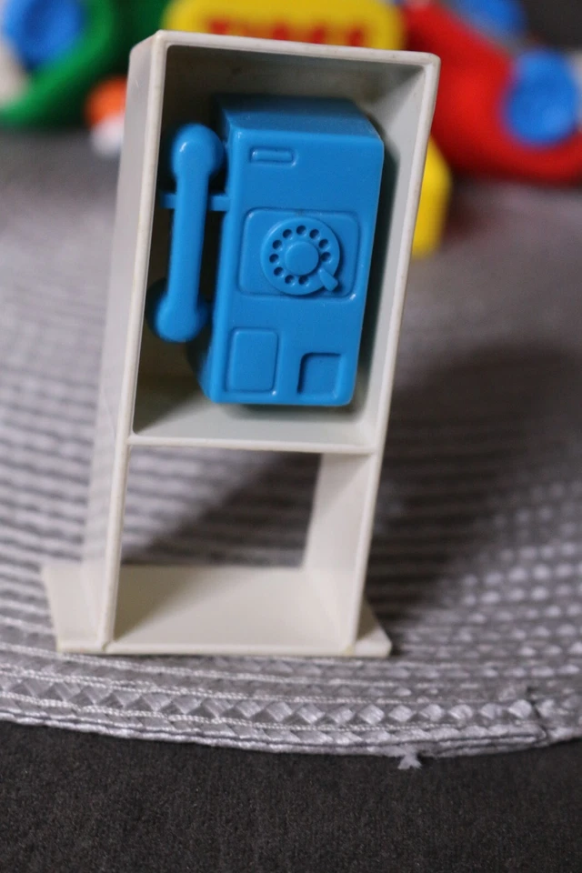 Vintage TYCO Sesame Street Parking Garage Playset Gas Service Station part 3 tel - Image 1 of 1