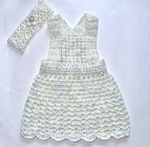 Vestido y diadema de crochet hecho a mano para niñas en blanco azul y rosa talla 2T - Imagen 1 de 7