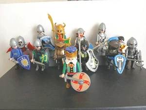PLAYMOBIL - 12 GEMISCHTE RITTER & 1 KÖNIG - Bild 1 von 2