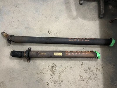 01-03 Chevy Silverado GMC Sierra 2500HD EJE DE TRANSMISIÓN TRASERO 2 piezas 157,5" WB 4x2 Foto 1 de 4