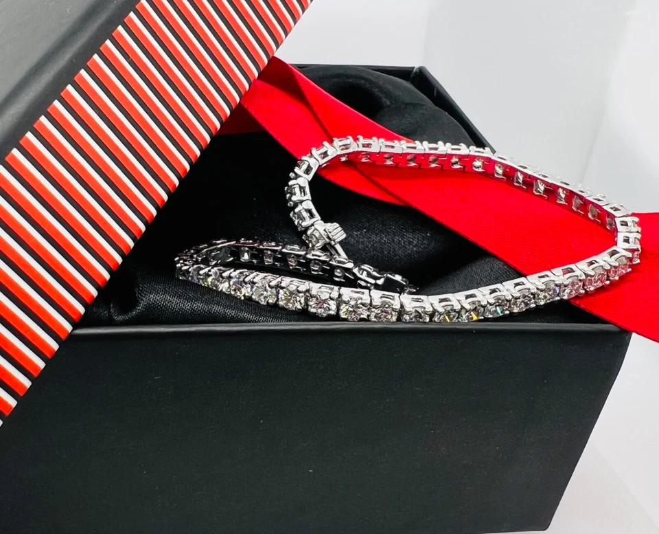 Brazalete de tenis de diamantes cultivados en laboratorio redondo de oro blanco macizo de 14K 6,00 ctw Foto 1 de 4