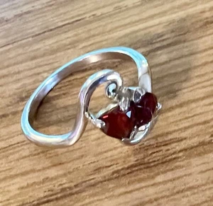 Anillo de piedras preciosas corazones granate facetados doble plata esterlina vintage 10,5 amor - Imagen 1 de 8