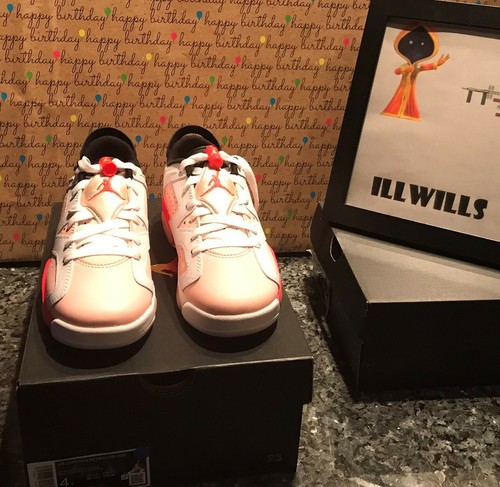 Nike Air Jordan Grade School Air Jordan 6 retrò taglia basse 4Y