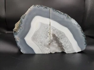Sujetalibros de ágata natural cristal geoda gris blanco roca pulida 6 3/4 - Imagen 1 de 9