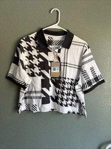 The NIKE Polo Dri-Fit Loose Fit, Women's Cropped Shirt, Size M, NWT!! - Picture 1 of 10