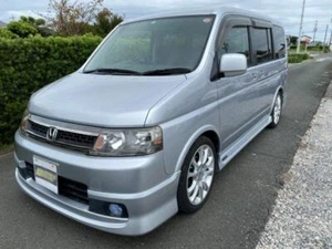 Honda Stepwagon 2.0 RF5 Spada S Auto 8 Seater MPV (H48) - Picture 1 of 20