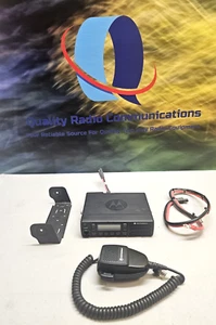Motorola Mototrbo CM300D 136-174 MHz VHF 45W Digital Funkgerät AAM01JQH9JA1AN - Bild 1 von 9