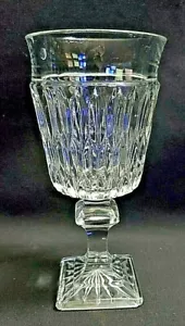 Vaso de vino Stemware años 70 en el monte Patrón de vidrio Vernon Indiana con base cuadrada - Imagen 1 de 11