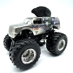 Hot Wheels Monster Jam MOHAWK WARRIOR Monster Truck 1:64 2017 Chrome Series BKT - Picture 1 of 16