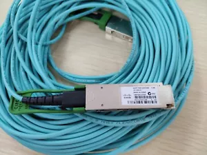 CISCO QSFP-100G-AOC25M Original QSFP-100G -25M-Active Optical Cable 10-3180-01 - Picture 1 of 3