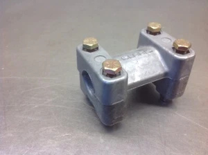Polaris Classic Touring Rmk Xc Trail 1991-2010 Handlebar Block Holder 20122911 - Picture 1 of 3