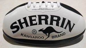 Mini Sherrin Side tby Side Black / White Brand New 20cm AFL Australian Football - Foto 1 di 7