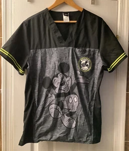 Disney Mickey Mouse Scrub Men’s Medium 🌺 - Picture 1 of 5