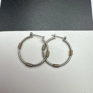 Orecchini a cerchio James Avery Kalahari in argento sterling 14 carati oro giallo 4,4 g - Foto 1 di 6