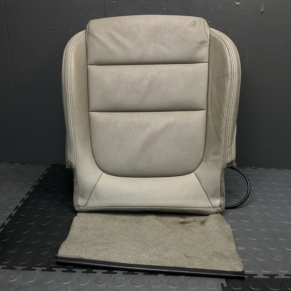 Cojín de asiento inferior del lado del pasajero delantero derecho Mazda 6 2014-2016 OEM Foto 1 de 4