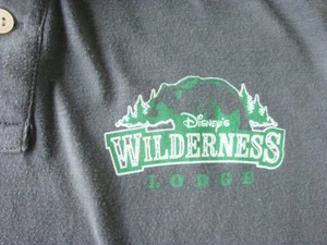 Medium Erwachsene Wilderness Lodge Resort Disney Parks exklusives graues Poloshirt - Bild 1 von 6