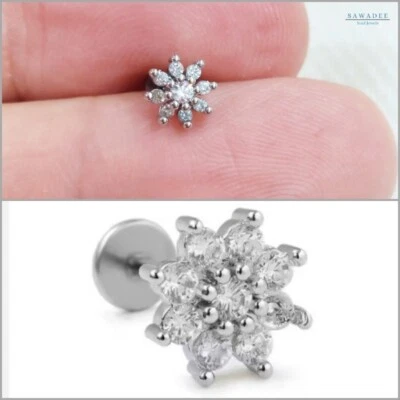 Orecchino piercing fiore con zirconi bianchi per elice cartilagine labbra trago - Immagine 1 di 4