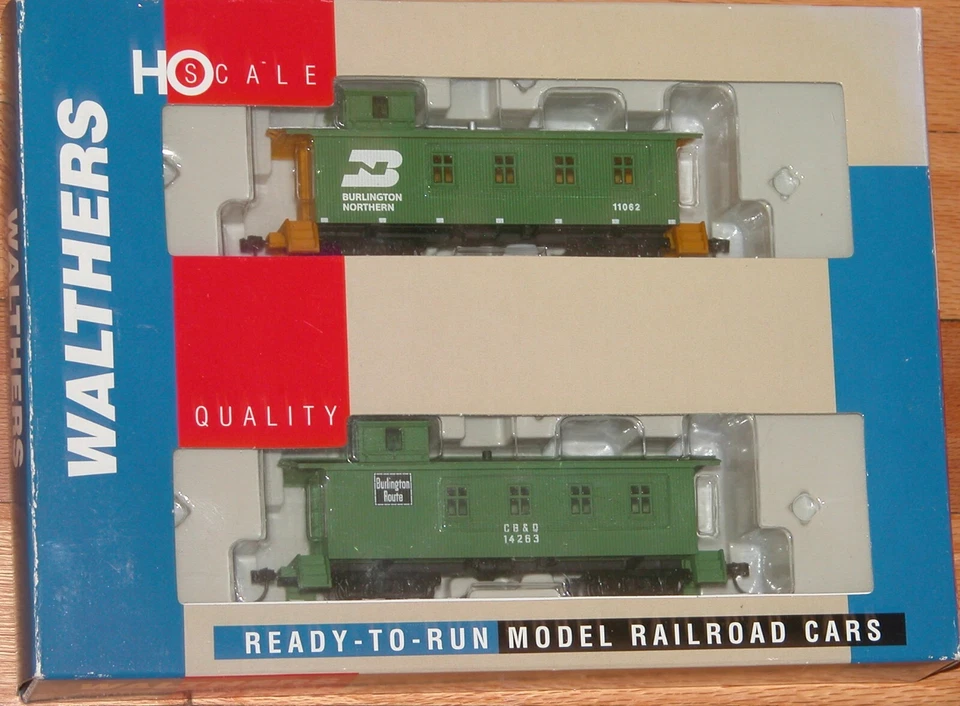 HO WALTHERS 30' 4-WINDOW CABOOSE CB&Q STYLE 2-PK BURLINGTON NORTHERN BN ROUTE - Image 1 of 1