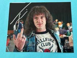 Joseph Quinn  - STRANGER THINGS  - signed, original Autogramm !!! - Bild 1 von 1