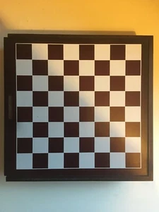 10 GAME SET, Chess, Checkers, Mancala, Solatire, Tic Tac Toe and more - Picture 1 of 4