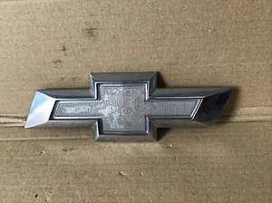 CHEVROLET SPARK 2009-20012 REAR TRUNK TAILGATE LOGO EMBLEM BADGE - Picture 1 of 2