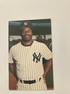 KEN GRIFFEY SR 1985 NEW YORK YANKEES TEAM ISSUED POSTCARD - Picture 1 of 2