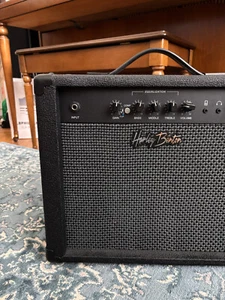 Amplificador Harley Benton HB-20B bajo y amplificador de guitarra eléctrica - Imagen 1 de 5