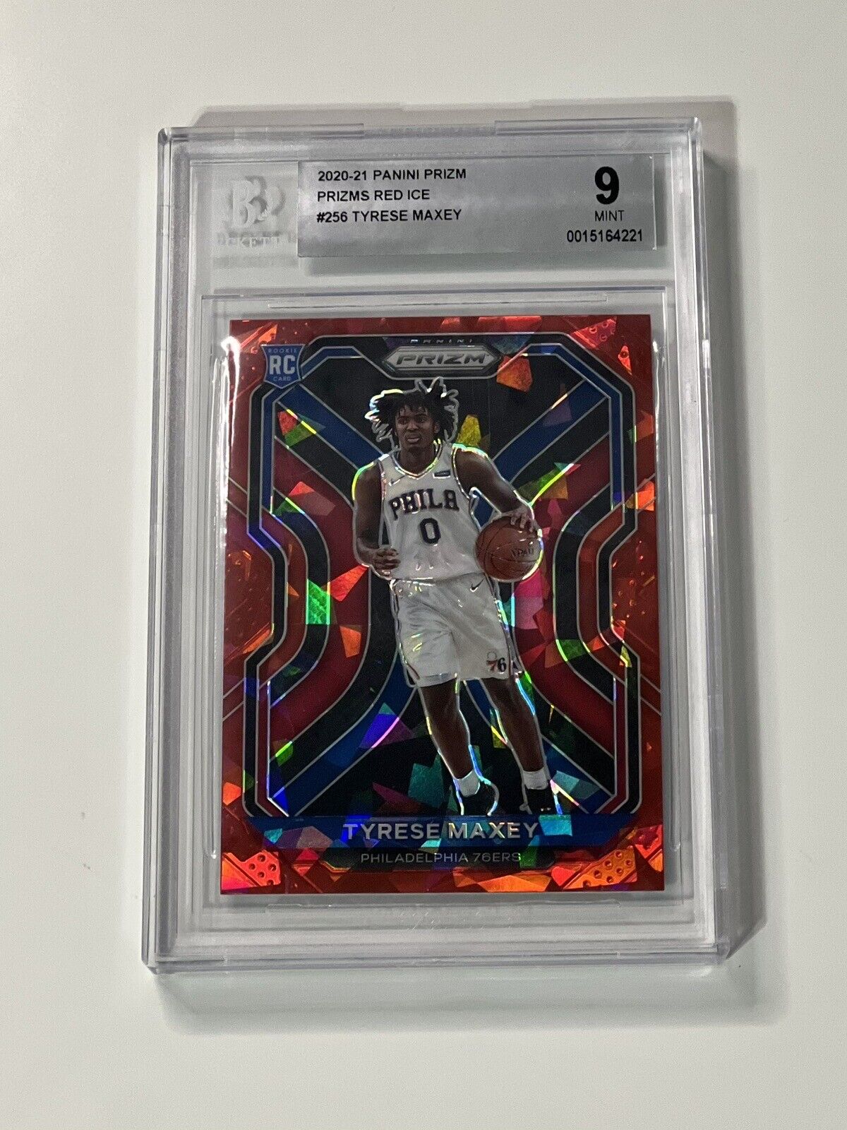 2020 Panini Prizm Tyrese Maxey Red Ice Rookie RC BGS 9 #256 76ers SP