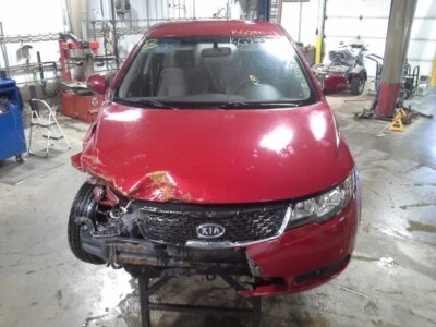 Medidor de velocímetro usado se adapta a: 2013 Kia Forte mercado de EE. UU. 2,0 L AT Htbk con di integral Foto 1 de 4