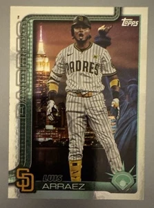 2025 Topps Series 2 Fanatics Fest San Diego Padres Luis Arraez #393 - Bild 1 von 2