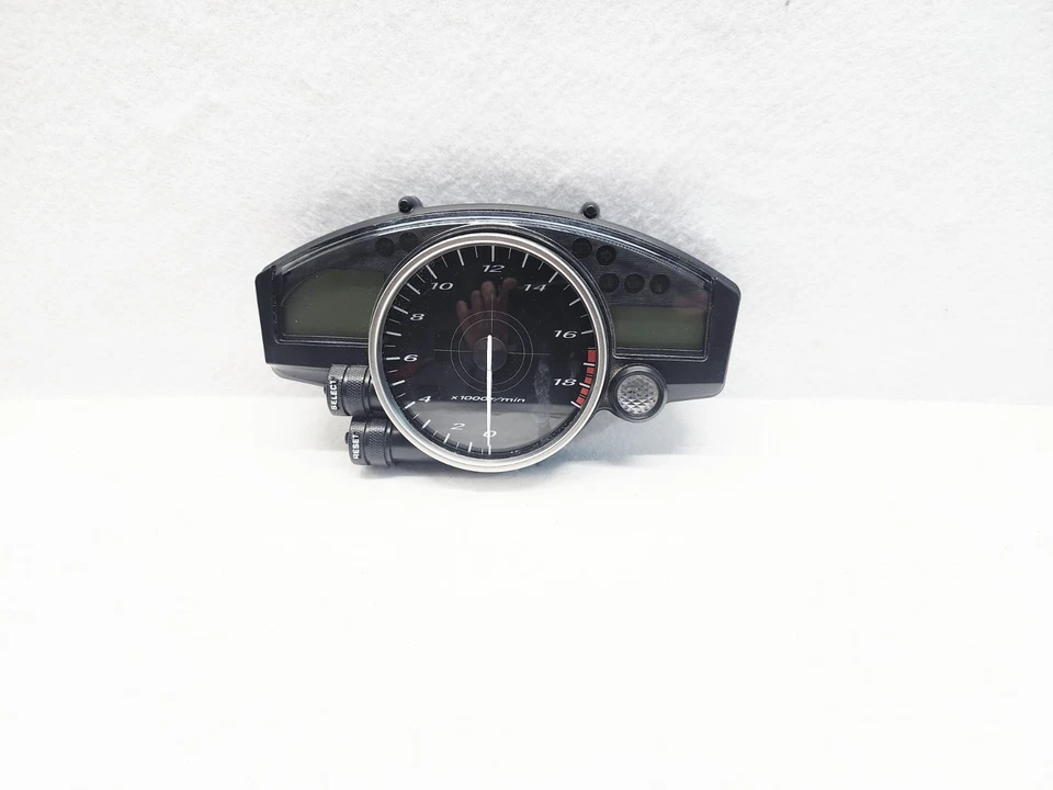 2006 - 2007 YAMAHA YZF R6 OEM Speedometer Speedo Meter Instrument Cluster 9k mi - Image 1 of 4