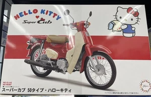 Kit modelo 1/12 Hello Kitty Honda Super Cub 50 2025 vía FedEx - Imagen 1 de 2