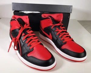 Zapatos de baloncesto Air Jordan 1 Mid Alternate Bred para hombre talla 12 negros/rojos DQ8426 - Imagen 1 de 23