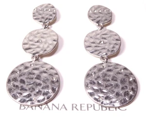 Banana Republic Women's Antique Silver Hammered Crystal Circle Link Bracelet NWT - Picture 1 of 15