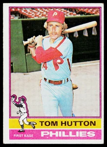 1976 Topps Tom Hutton #91 Philadelphia Phillies - Picture 1 of 2