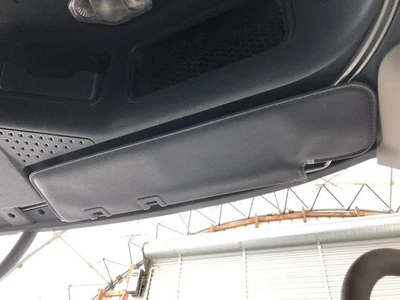 Солнцезащитный козырек для правостороннего/пассажирского салона Freightliner CASCADIA — б/у - Изображение 1 из 3