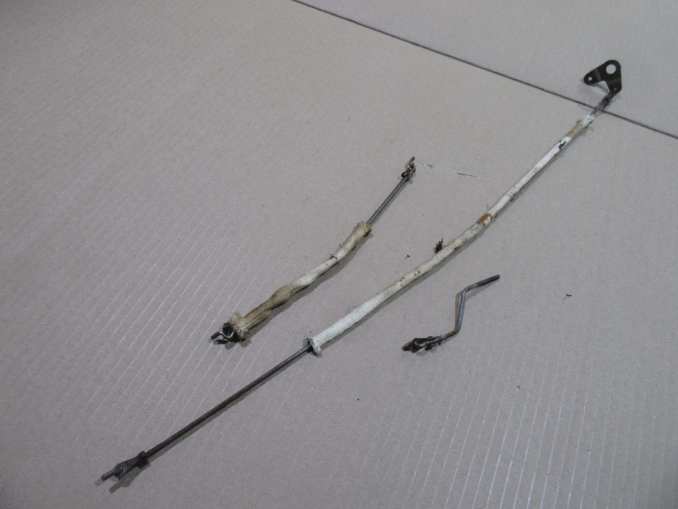 Chevrolet Belair 210 1953 1954 4 puertas pestillo liberación bloqueo botón barras de acoplamiento DR Foto 1 de 1